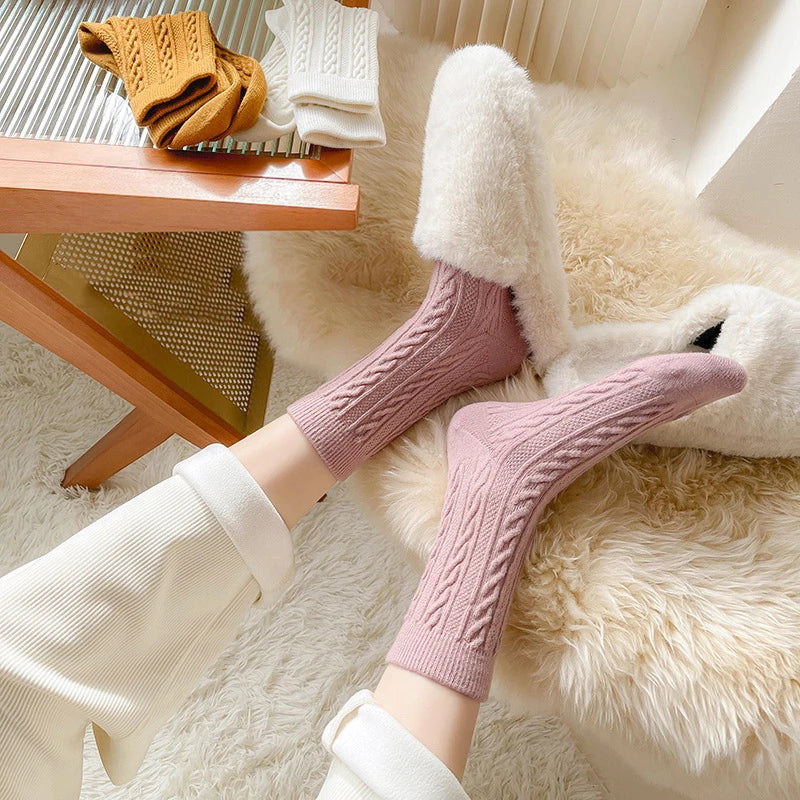 Women's Warm Cashmere Wool Socks | Cozy Mid-Calf Thermal Socks