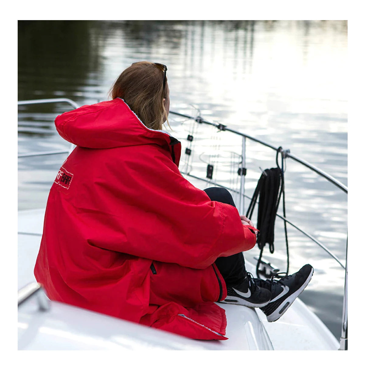 Quick Drying Surf Changing Robe | Weatherproof Jacket & Cloak