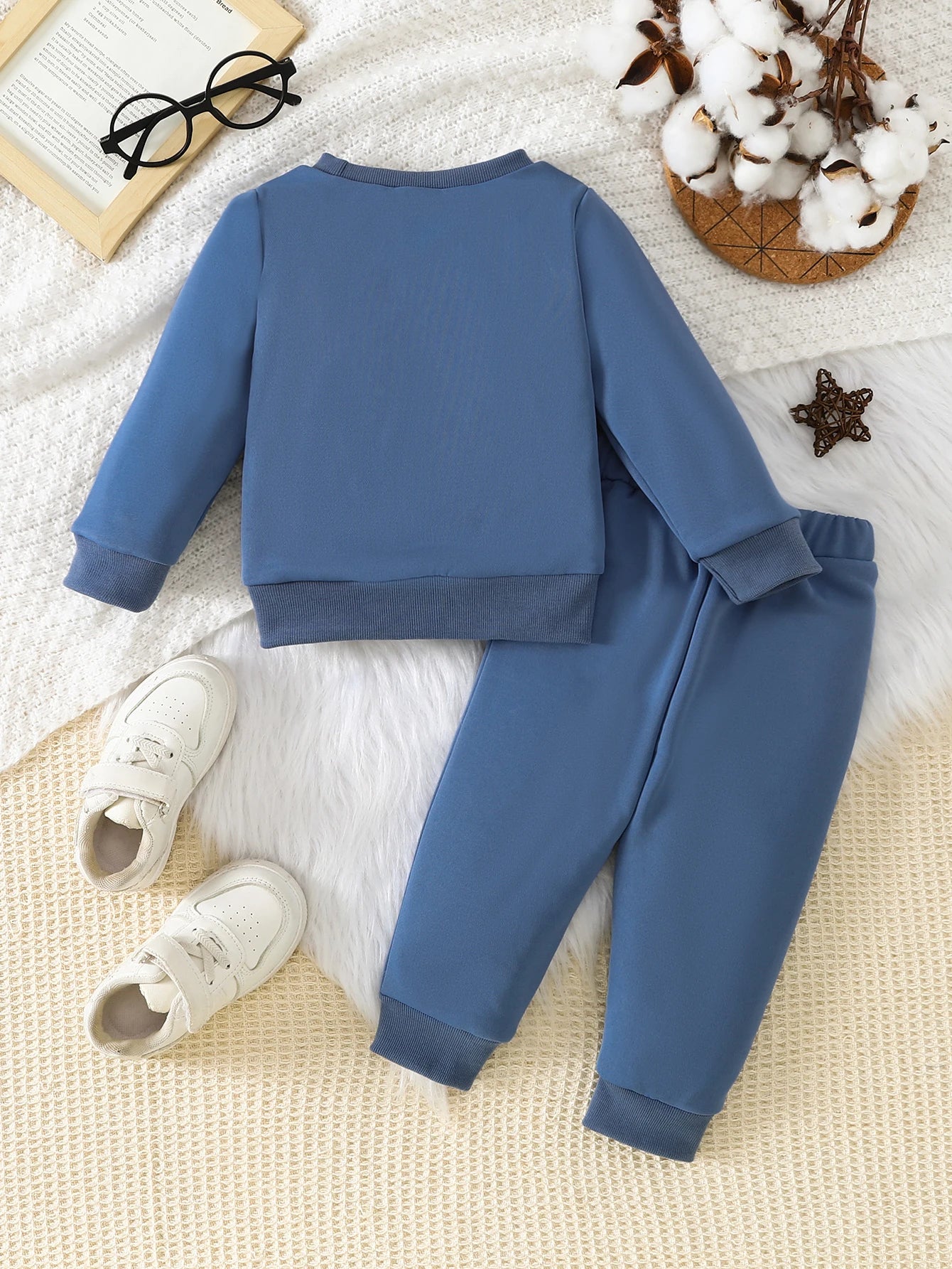 Cozy 2-Piece Long-Sleeve Sweatshirt Set for Baby Boys