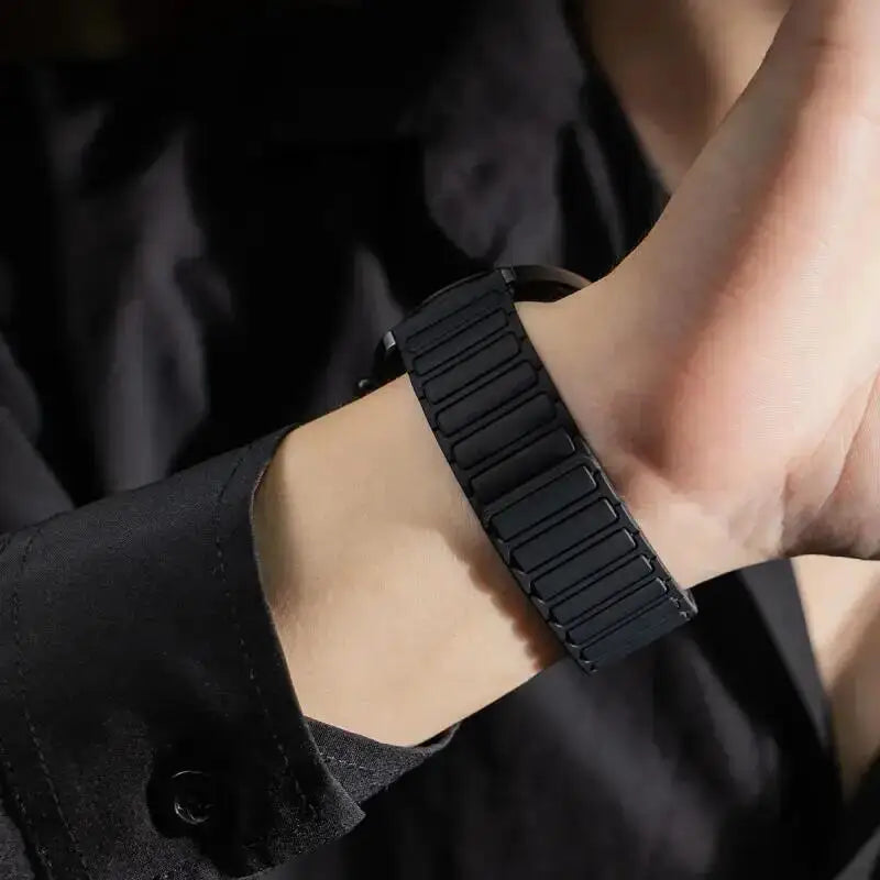 22mm Magnetic Silicone Strap | Versatile Sports Band Bracelet