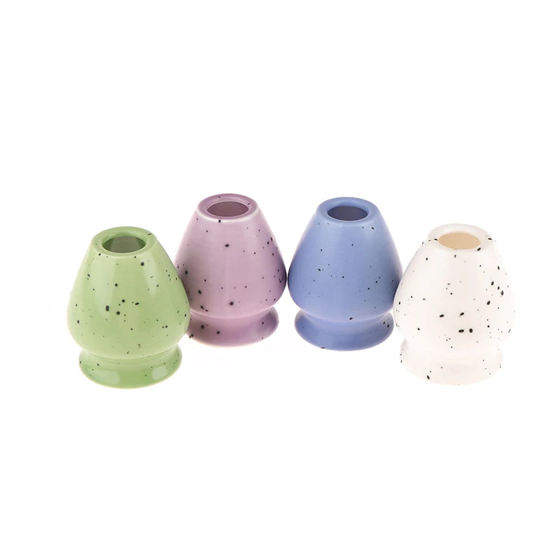 Soporte de cerámica hecho a mano para batidor de matcha | Elegante accesorio para el té