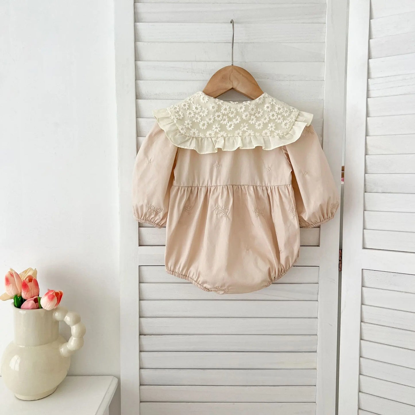 Cute Baby Girls Bow Lace Embroidery Bodysuit & Dress Set