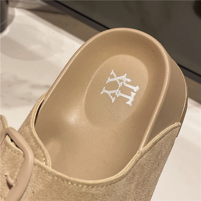 Comfortable Summer Women Slippers with Retro Buckle Design