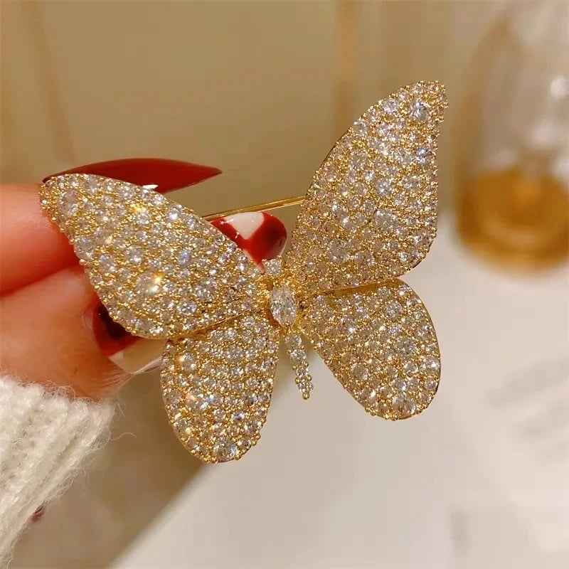 Elegant Gold Color Rhinestone Shovel Brooch for Stylish Accessory