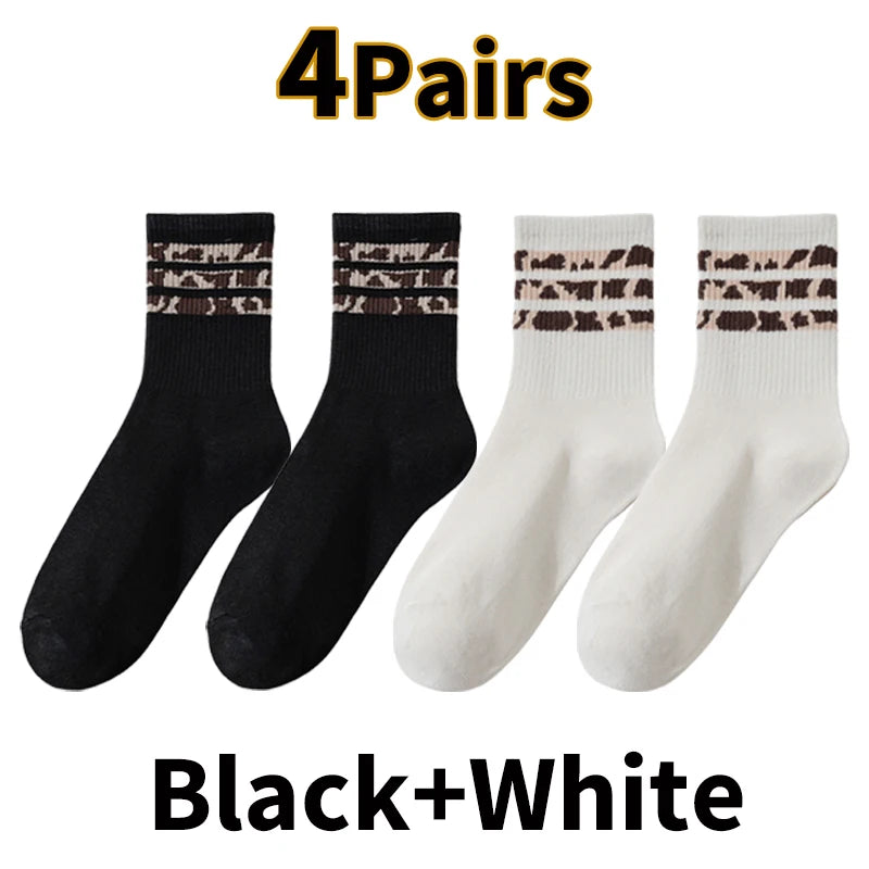 4 pares de calcetines deportivos de algodón con estampado de leopardo para mujer | Modernos y cómodos