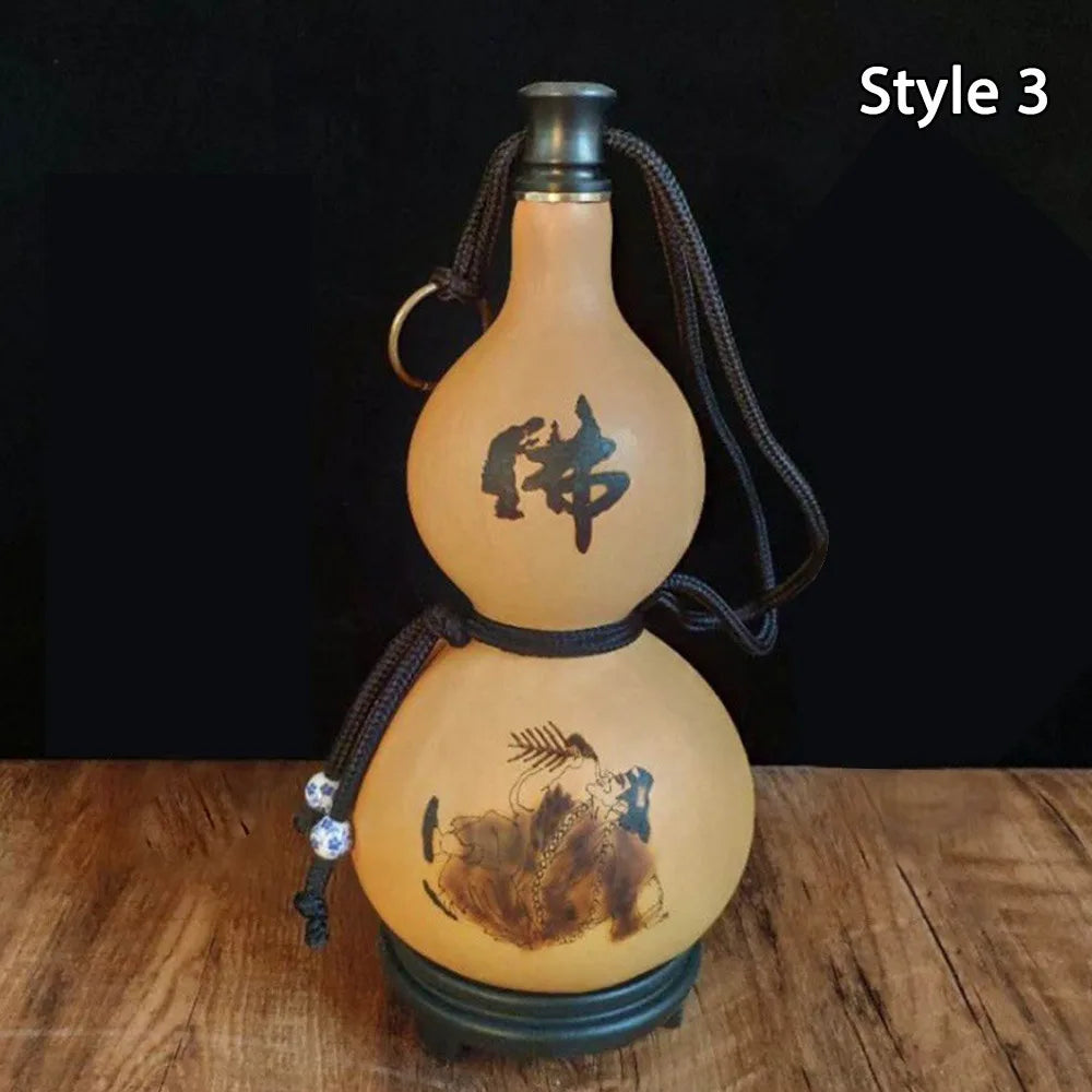 Large Capacity Retro Gourd Water Bottle | Durable & Stylish