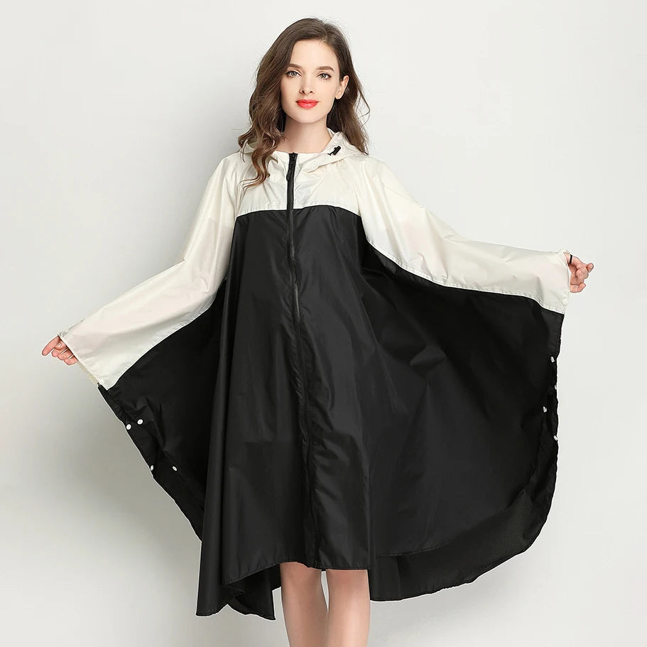 Plus-Size Lightweight Color-Blocked Raincoat | Ideal for Outdoors