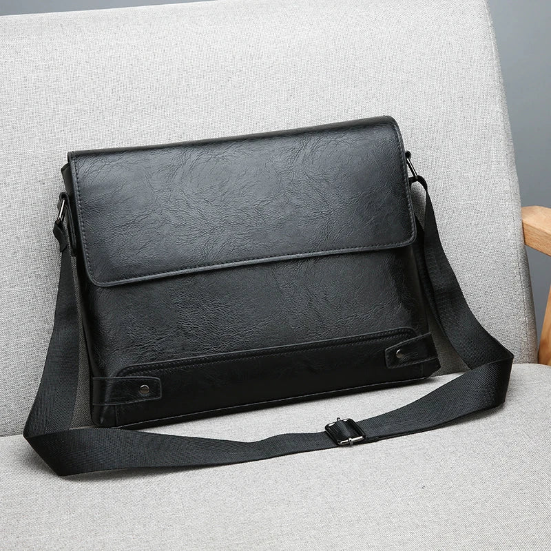 Men's Large Capacity Shoulder Bag | Perfect for Business Trips