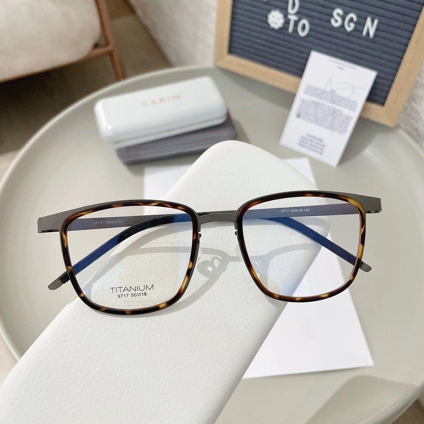 Ultralight Titanium Square Retro Eyeglasses | Professional Business Frames