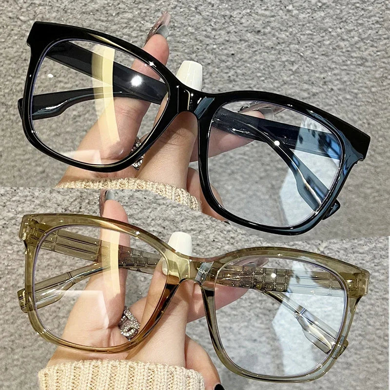 Women’s Fashion Anti-Blue Light Glasses | Stylish Eye Protection