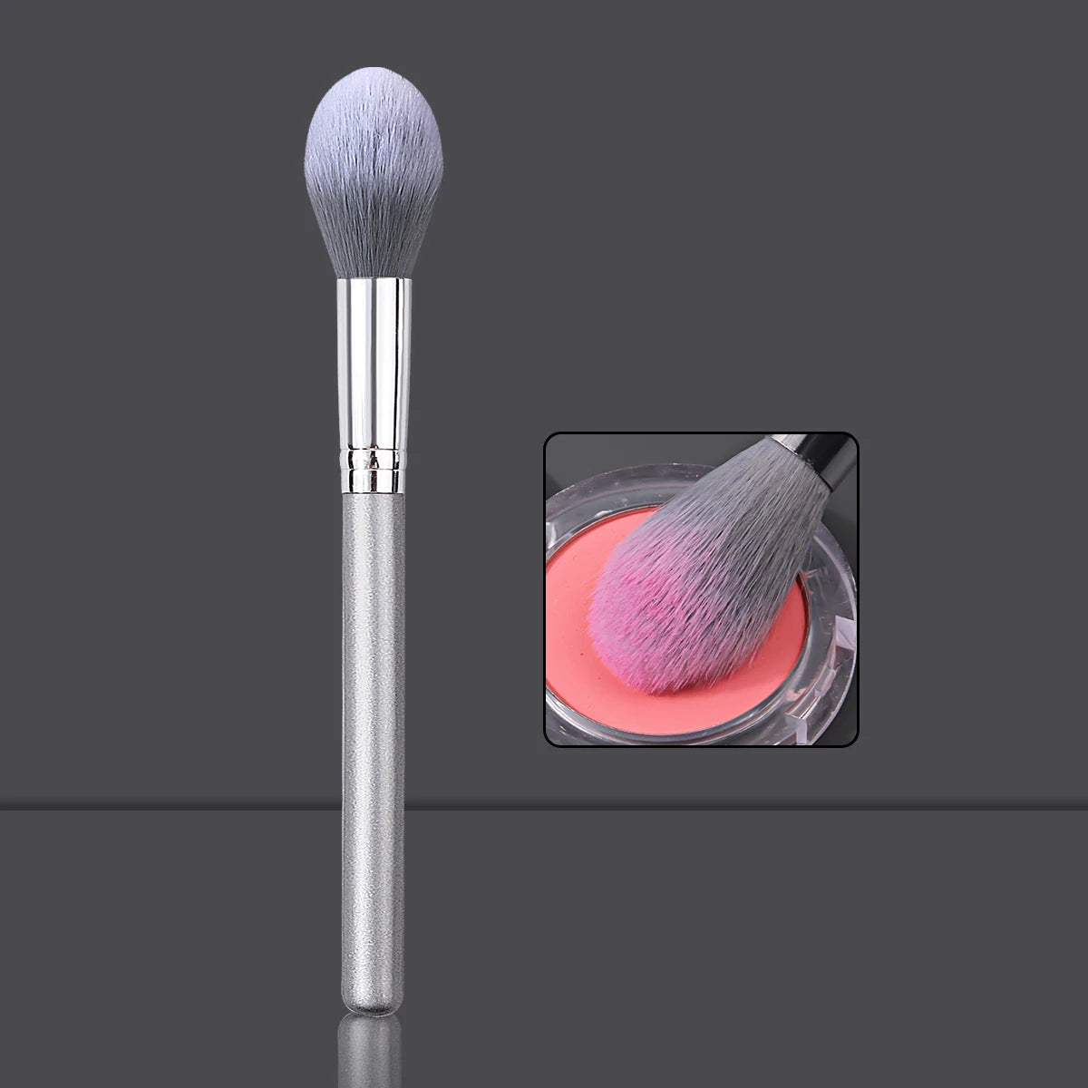Portable High-Gloss Makeup Brush | Perfect for Flawless Application