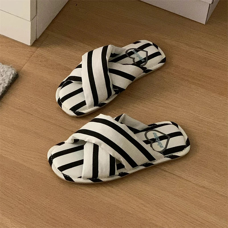 Comfortable Women's Flat Silent Slippers | All-Season Indoor Slides