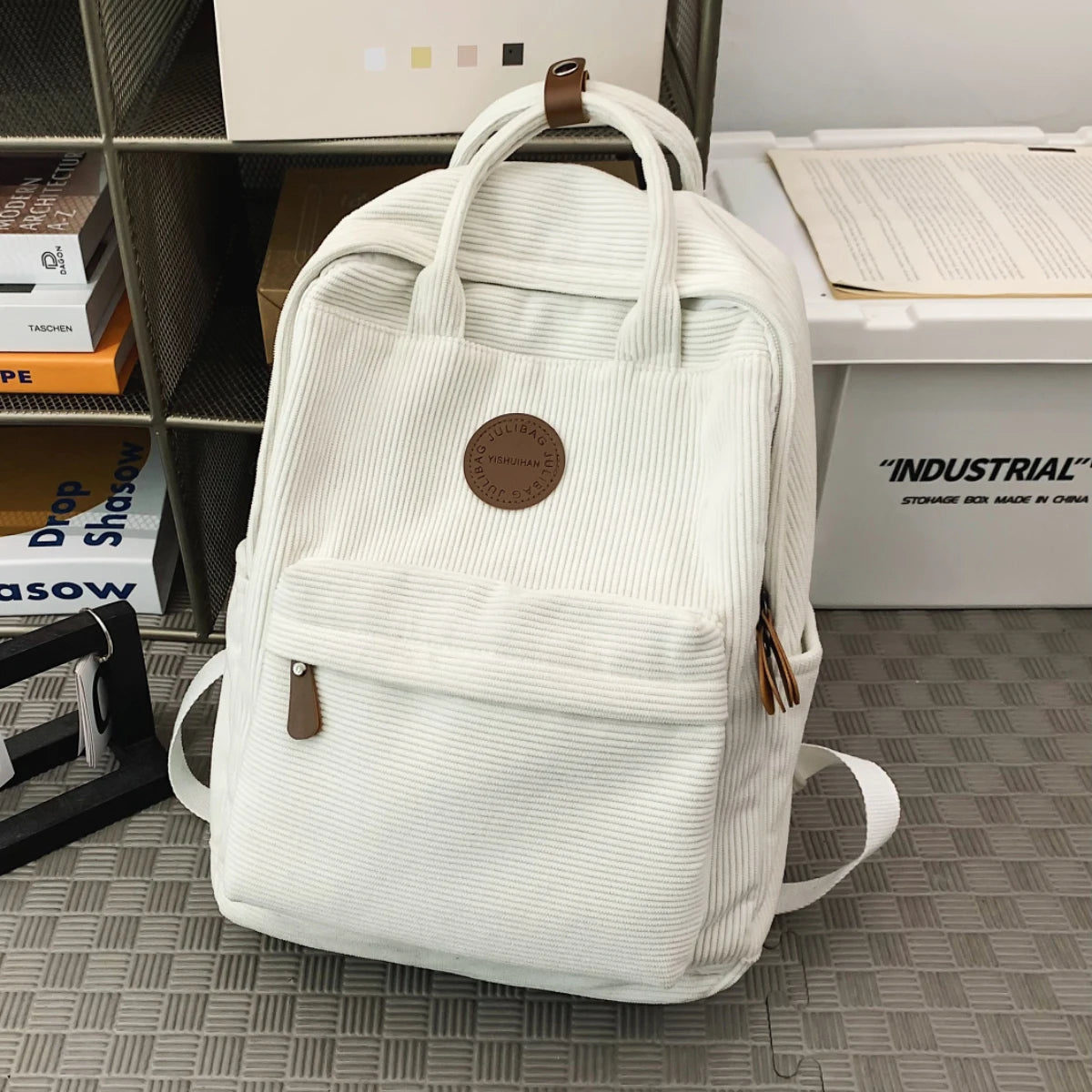 Mochila Elegante de Terciopelo para Estudiantes | Funcional y Chic