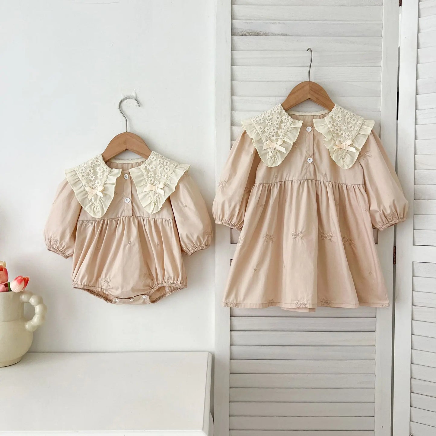 Cute Baby Girls Bow Lace Embroidery Bodysuit & Dress Set