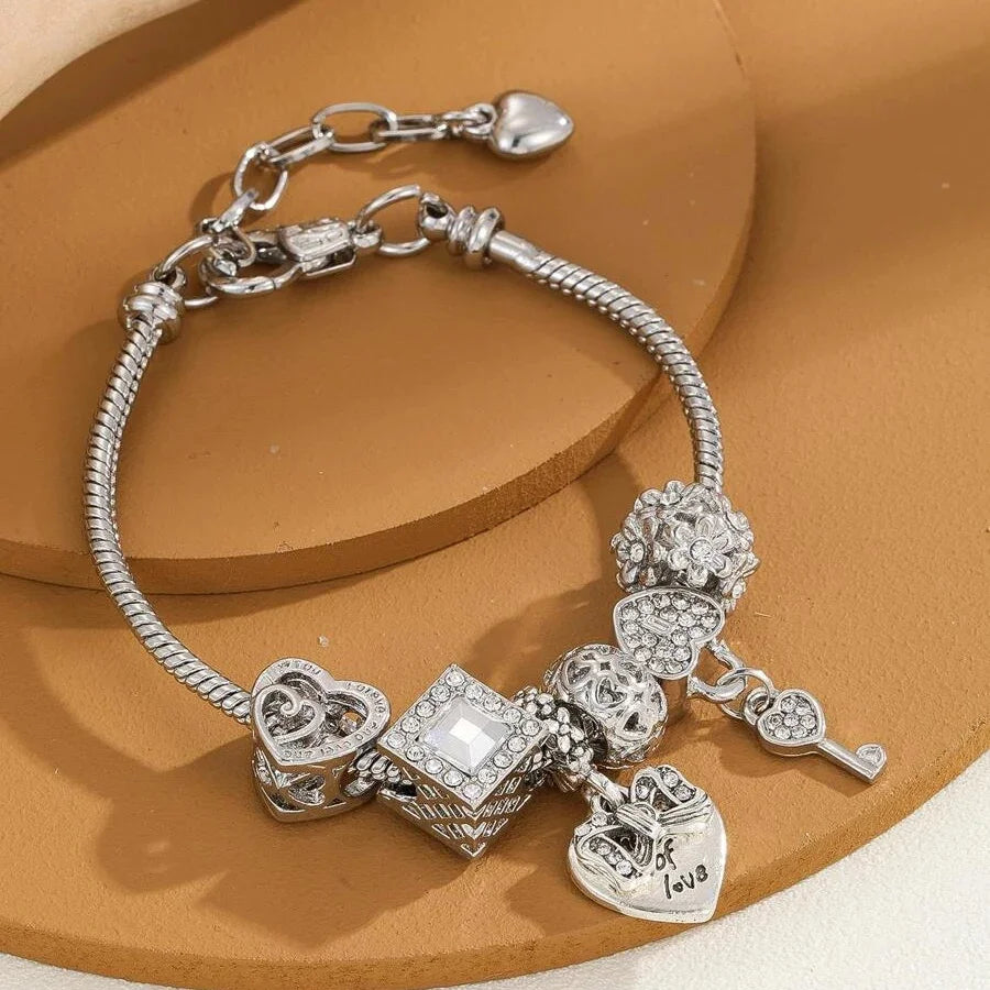 Beautiful Heart Flower Glass Pendant Charm Bracelet for Women