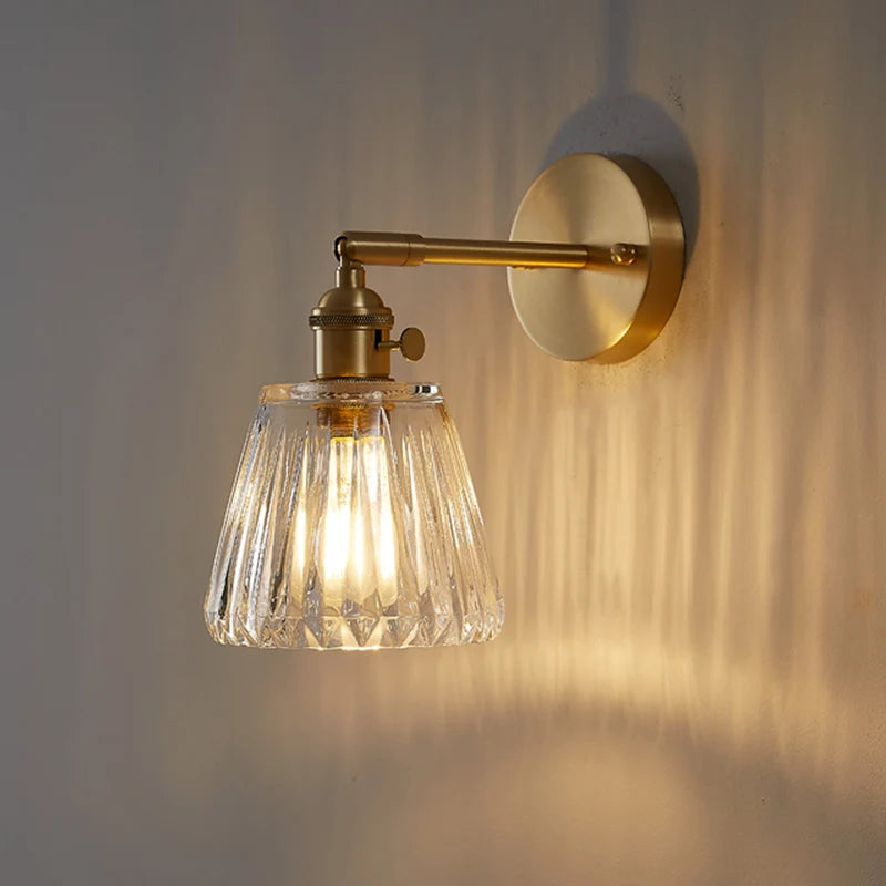 Lámpara de pared moderna de latón y cristal | Iluminación interior retro-chic