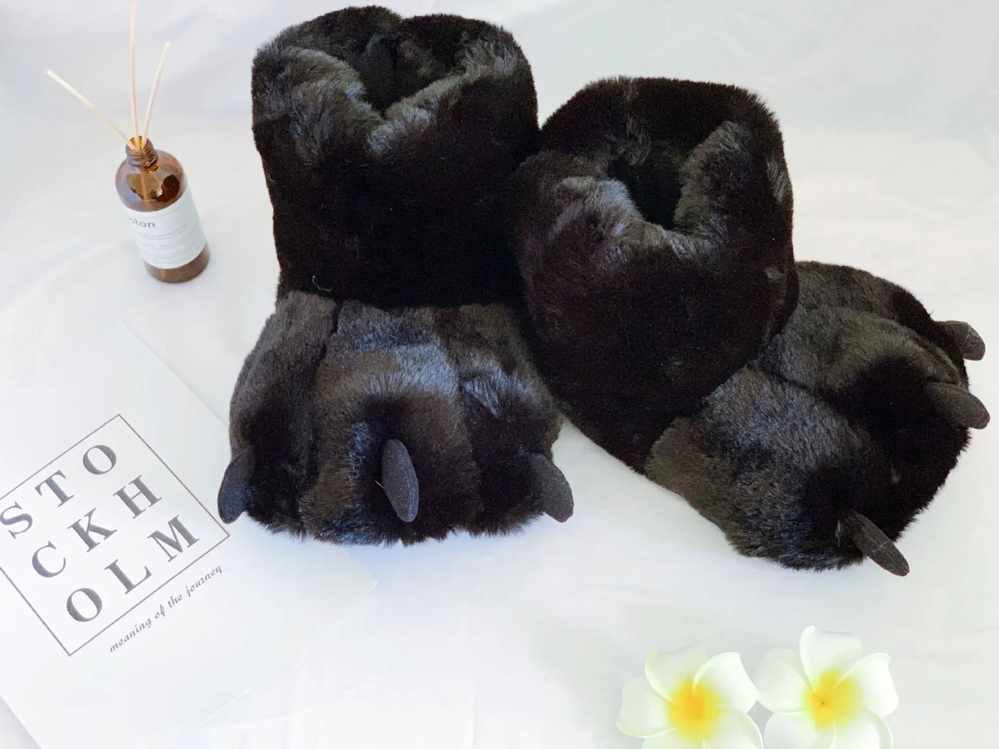 Cozy Bear Claw Plush Winter Slippers for Ultimate Comfort