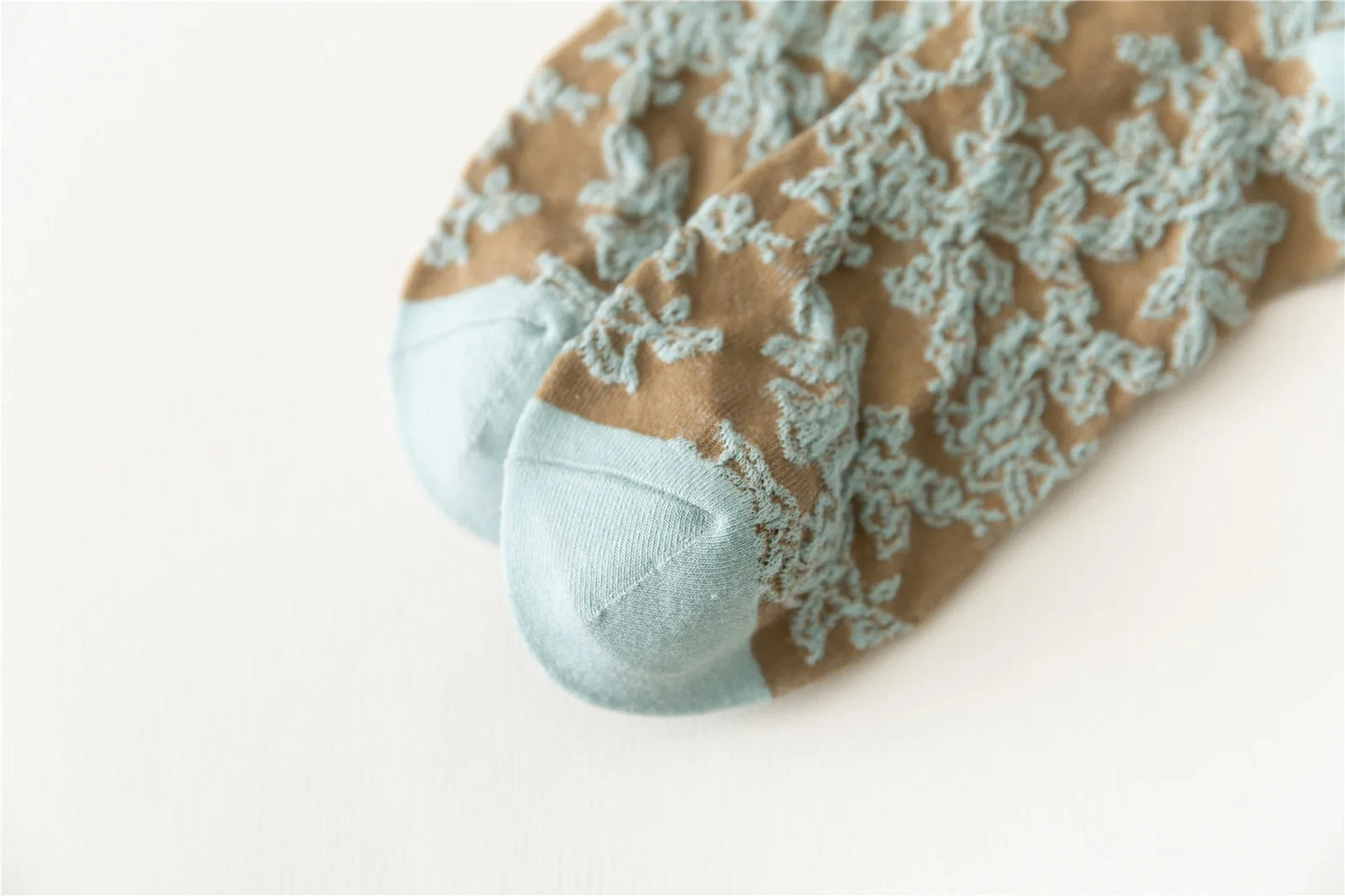 Elegant Flower Embroidery Women Socks | Kawaii Retro Style
