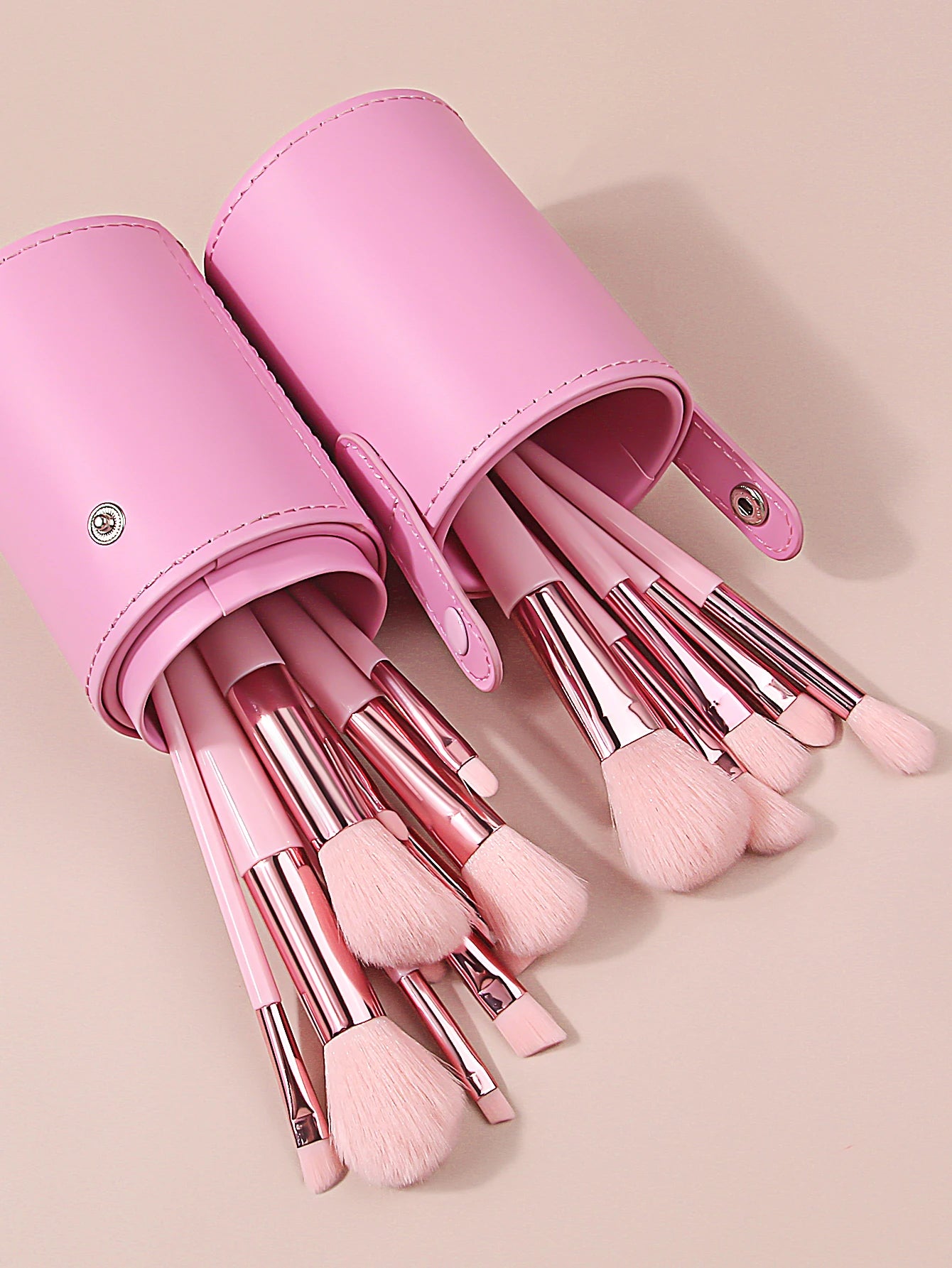 High-End Pink 15PCS Makeup Brush Set | Soft & Fluffy Premium Brushes
