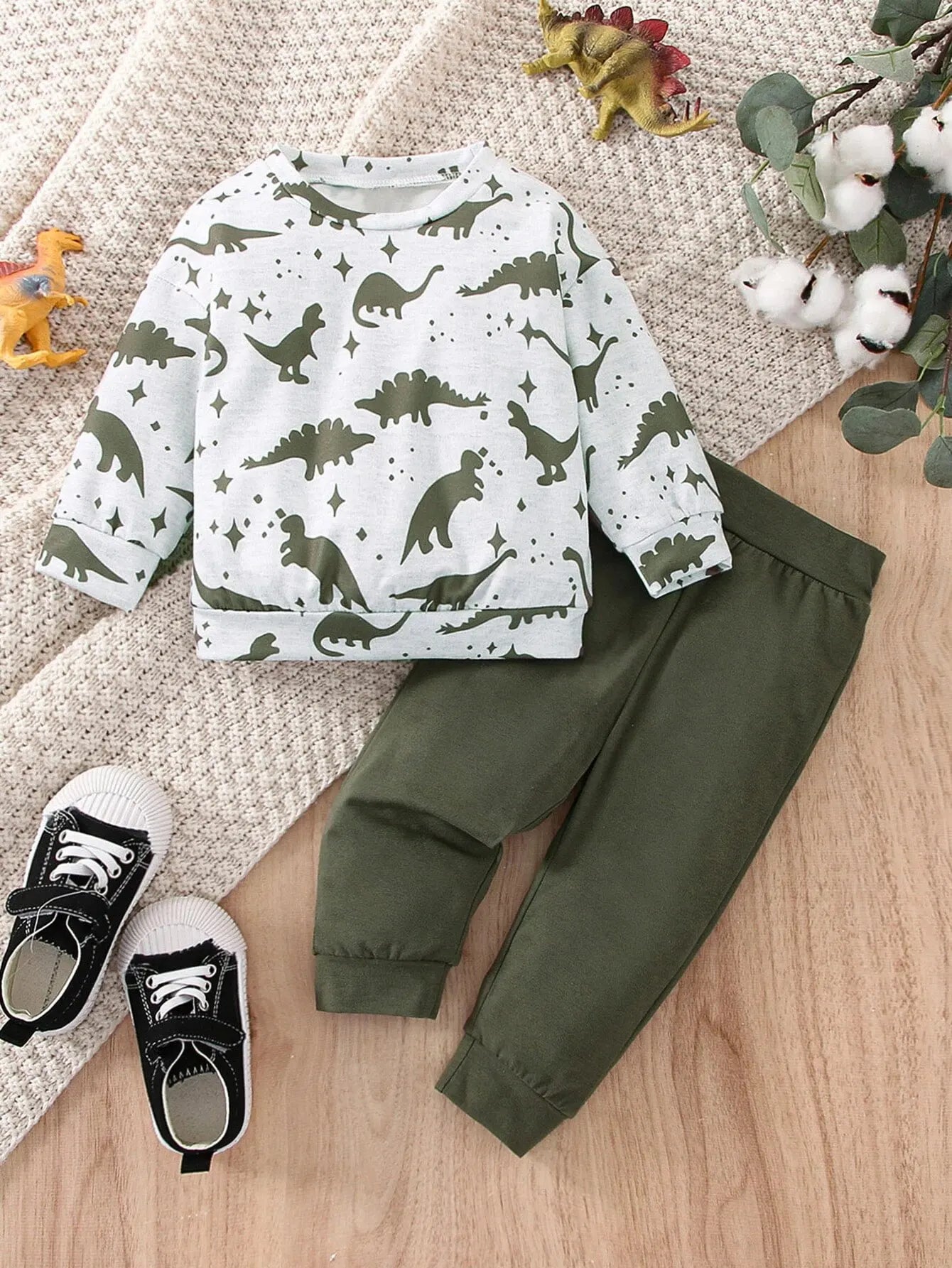 Two-Piece Baby Boy Dinosaur Sports Leisure Set | Comfortable Wear