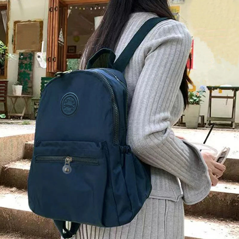Mochila Chic Multicolor | Bolso de Viaje Ligero y Elegante