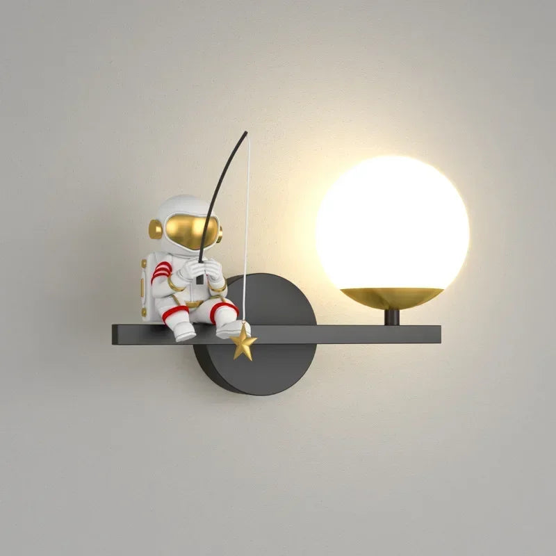 Lámpara de aplique de pared de astronauta creativo | Iluminación infantil moderna