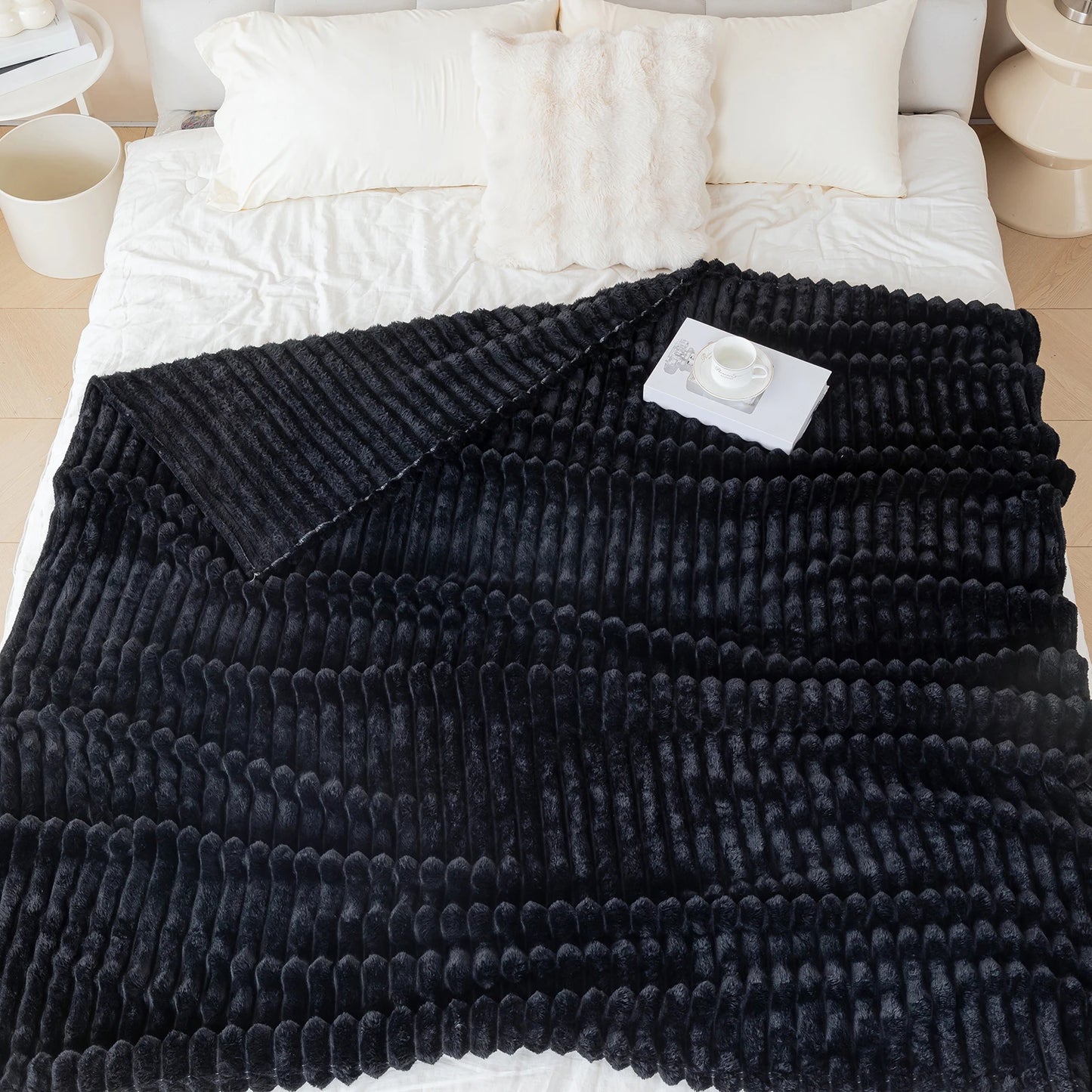 Thick Warm Flannel Blanket | Cozy Fleece Throw for All Seasons