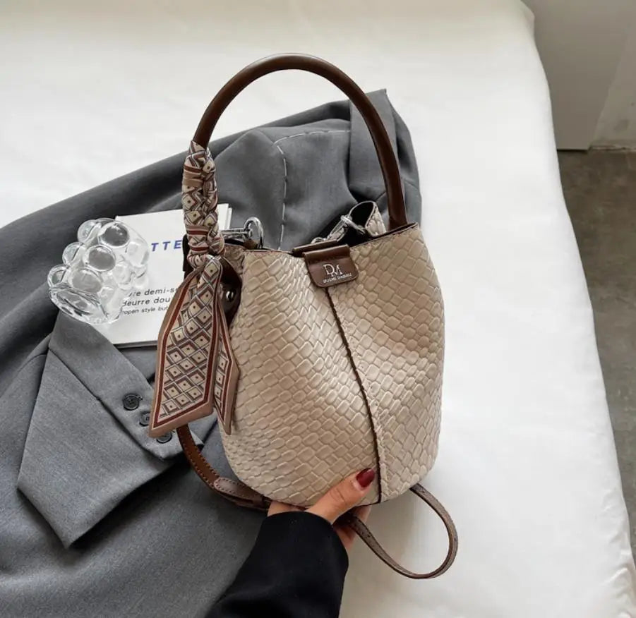 Bolso de cubo chic para mujer | Bolso de mano tejido de moda para cada ocasión