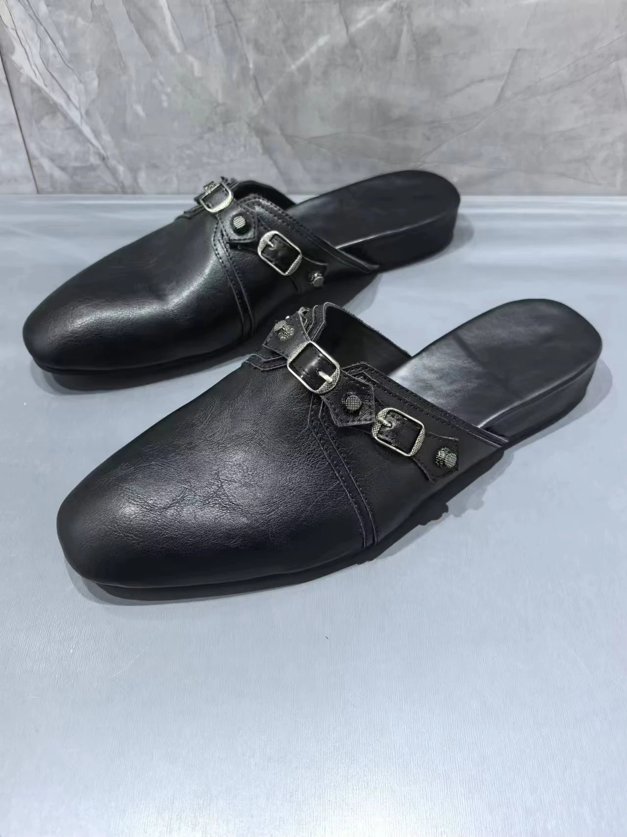 Men's Retro Rivet Buckle Leather Slippers | Stylish Comfort Sandals