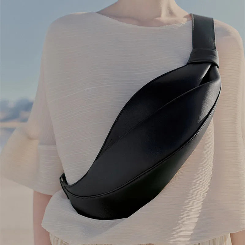 Fashionable Horn Bag | Large Capacity Cowhide Crossbody Bag