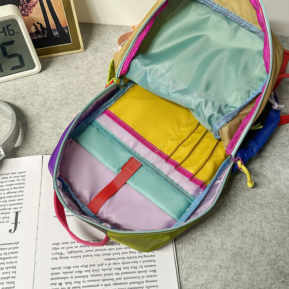 Dopamine Sporty Unisex Backpack Colorblock Logo Large Capacity Multi Function Adjustable Strap Backpack for Commute Sports