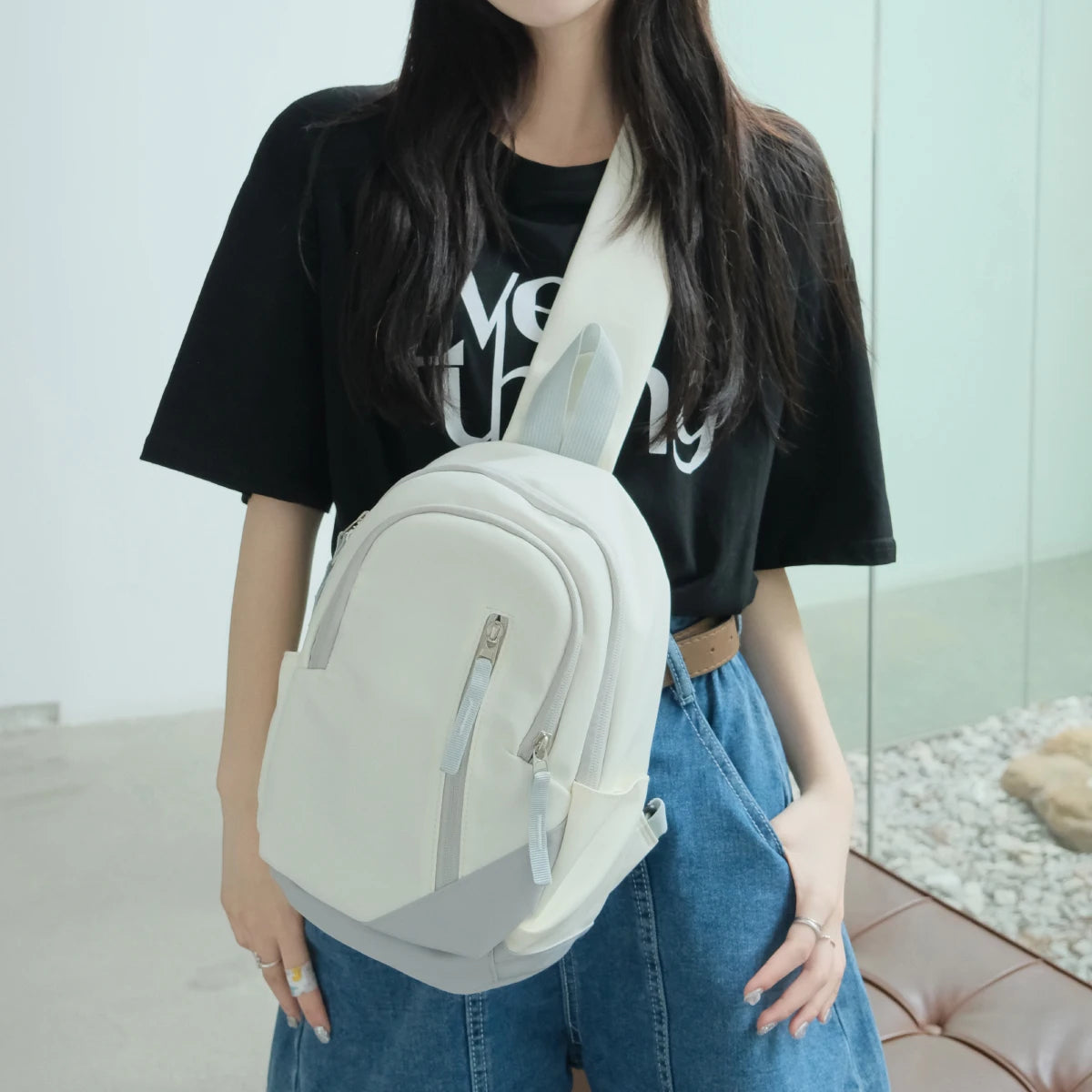 Men's and Women's Lightweight Crossbody Bag for Outdoor Adventures