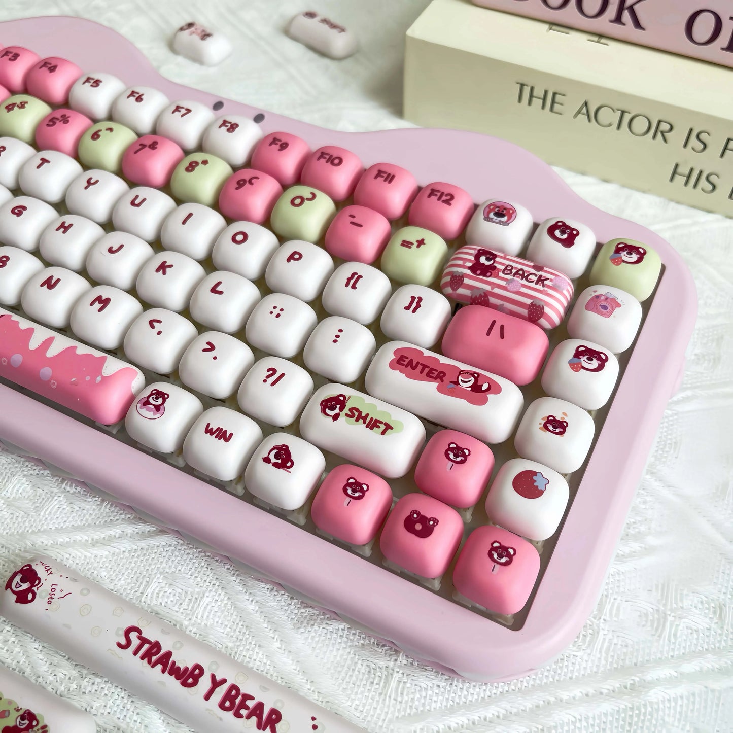 141-Key PBT Keycap Set | Strawberry Bear Theme for MX Switches