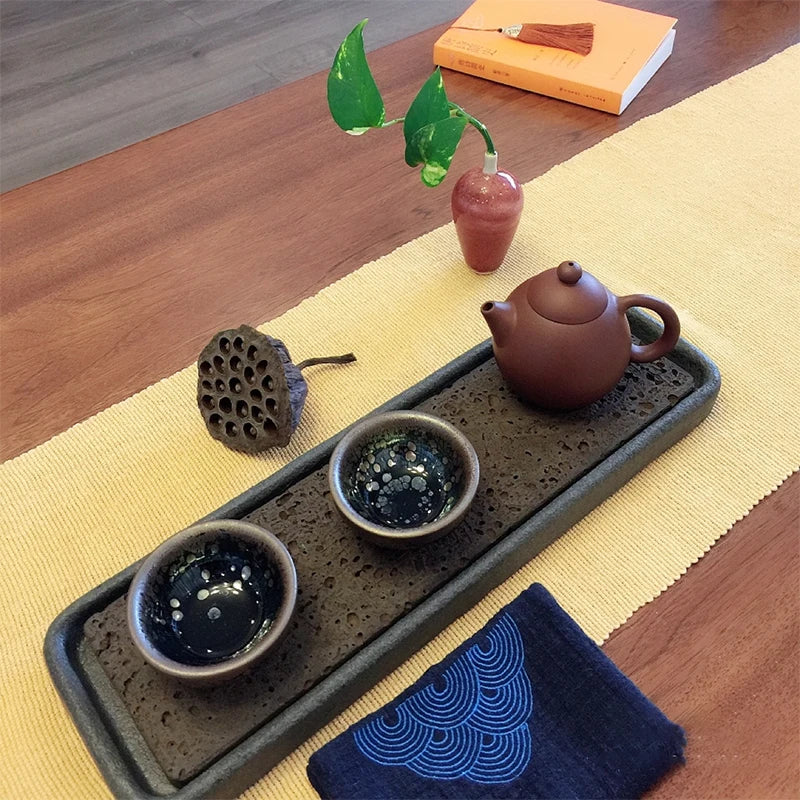 Bandeja de té con tótem de dragón tallado a mano | Elegante decoración volcánica negra