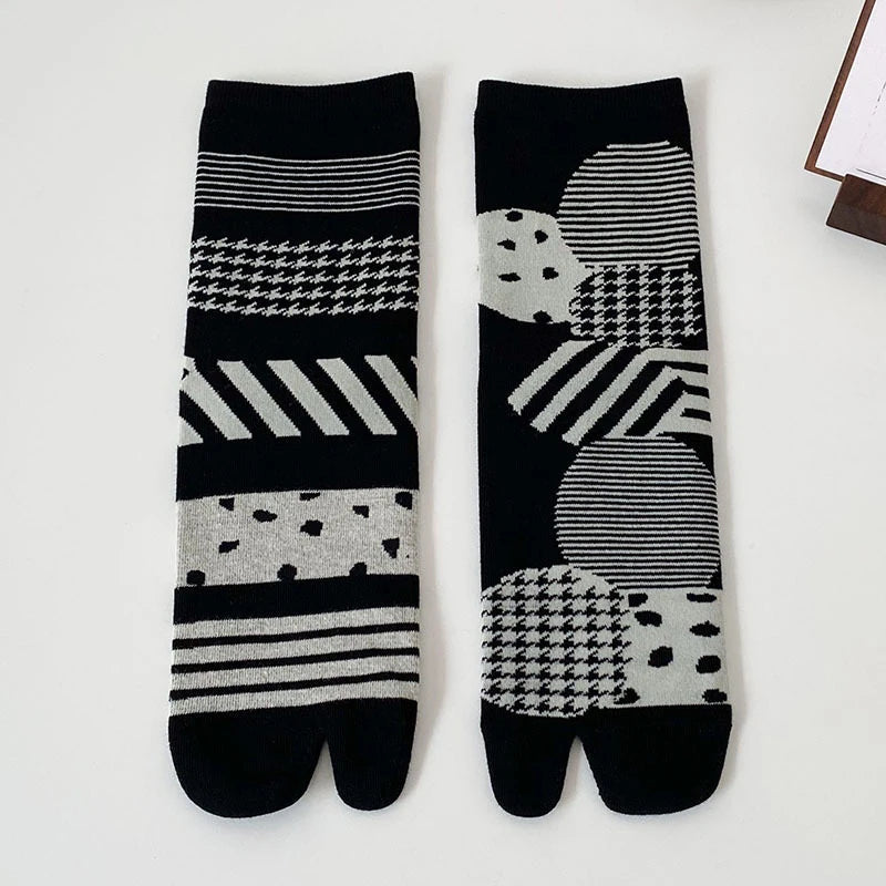 Women's Unique Two-Toe Socks for Flip-Flops | Stylish Comfort