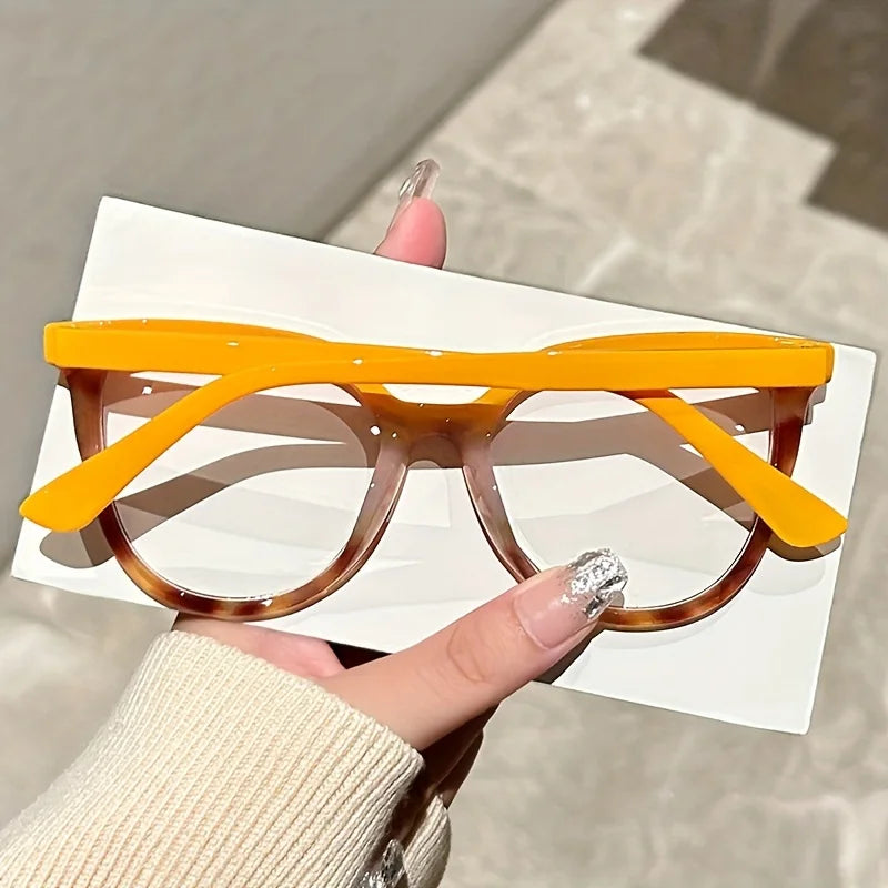 Elegant Cat Eye Glasses for Women | Vintage Gradient Style 2026