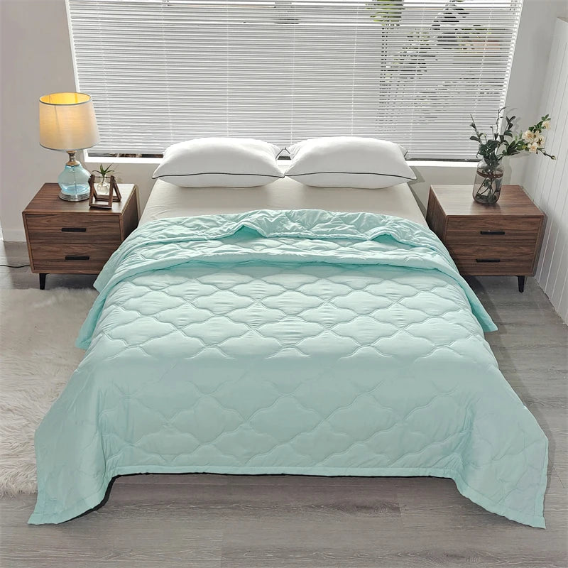 Cool Summer Quilt | Soft, Breathable Air Conditioner Blanket