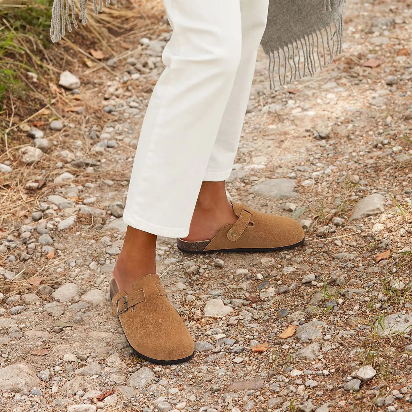 Comfortable Suede Clogs with Arch Support for All-Day Wear