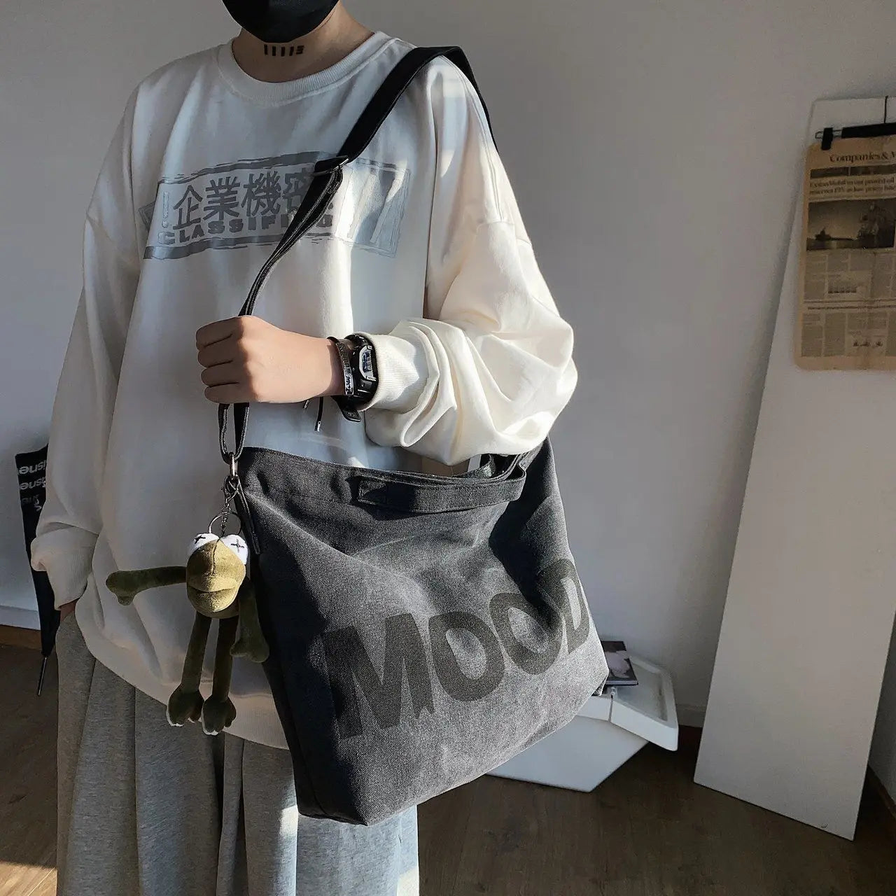 Stylish Women's Canvas Messenger Bag | Trendy Crossbody Handbag