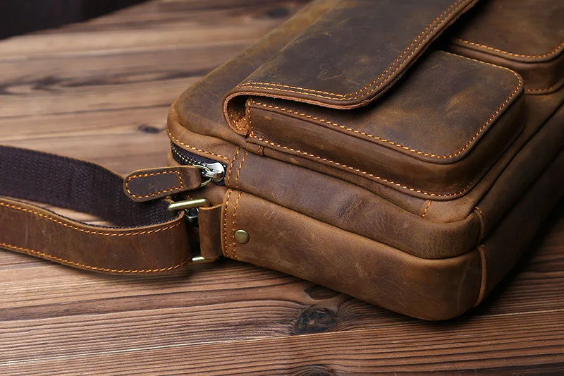 Retro Leather Messenger Bag for Men | Stylish and Functional