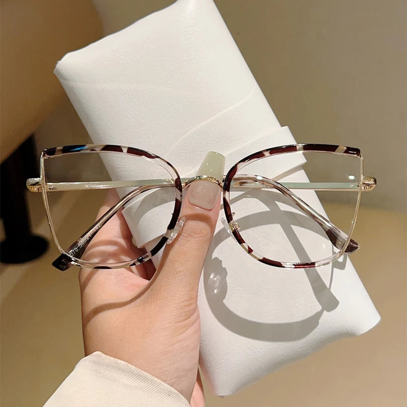 Oversized Vintage Glasses for Women | Stylish Blue Light Eyewear