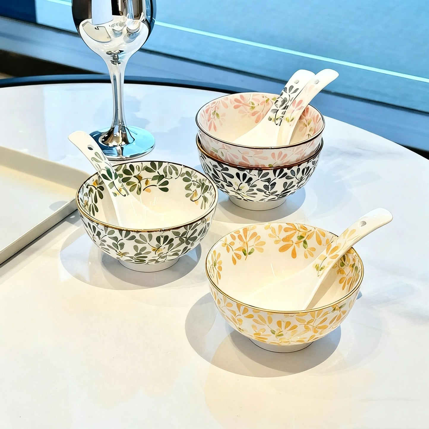 Elegant 4-Piece Floral Ceramic Bowls Set for All Occasions