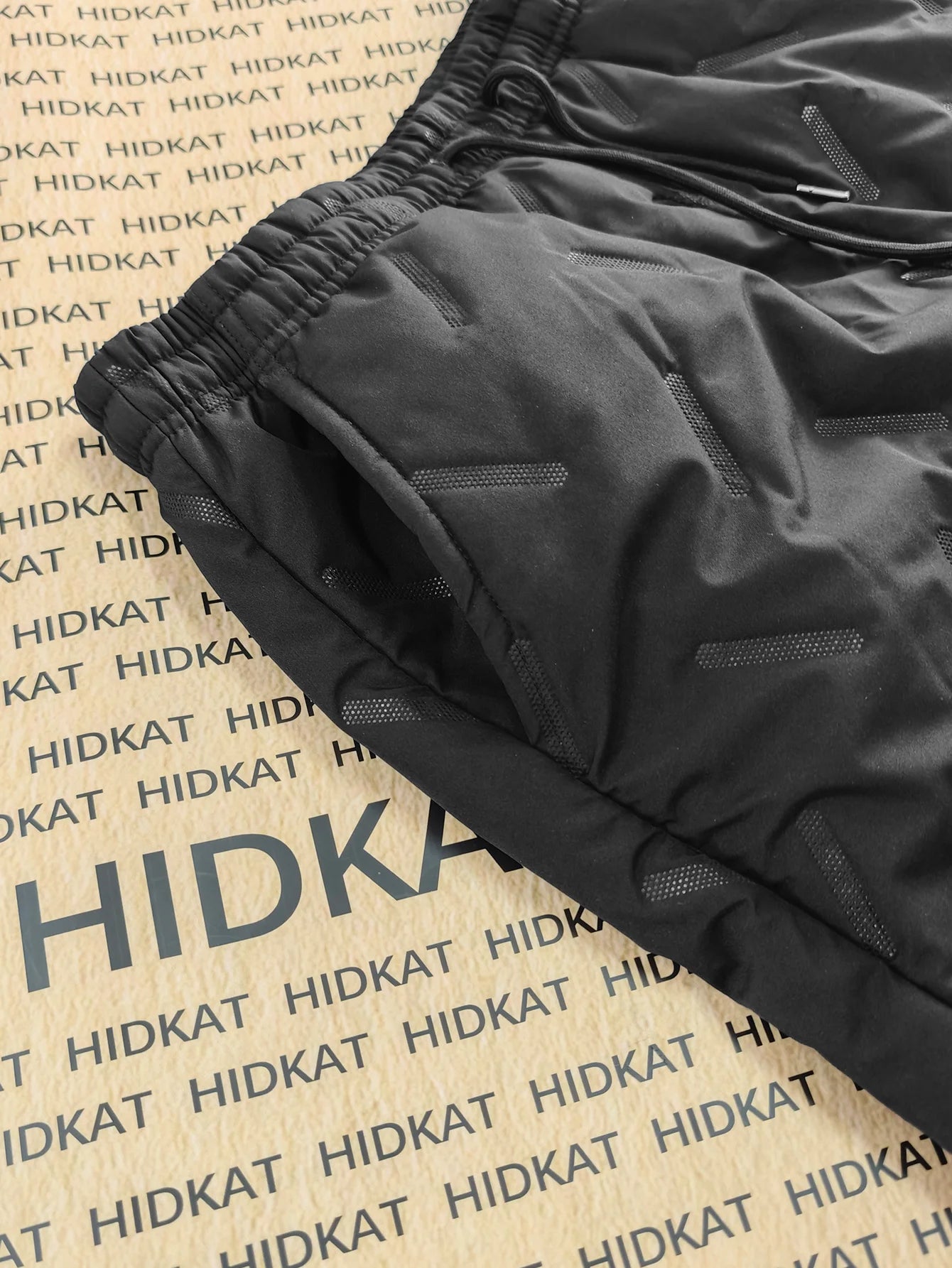 Men's Insulated Fleece-Lined Cargo Pants for Winter Warmth