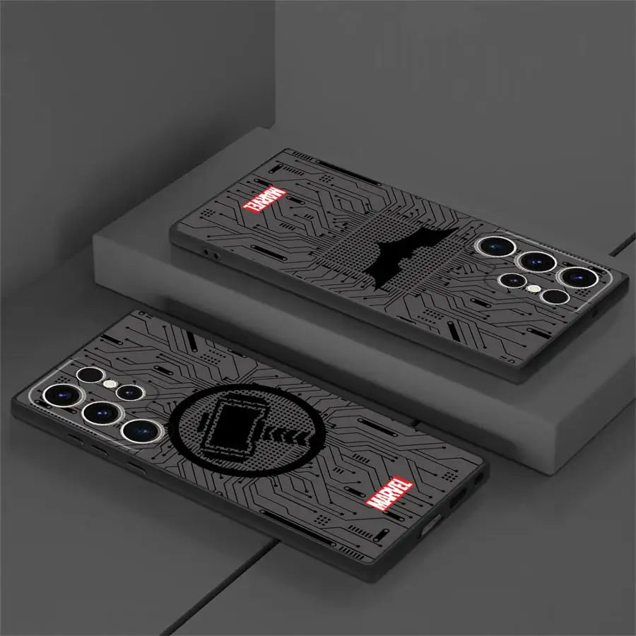 Funda de teléfono con el logotipo de Universal Hero | Protección elegante y duradera