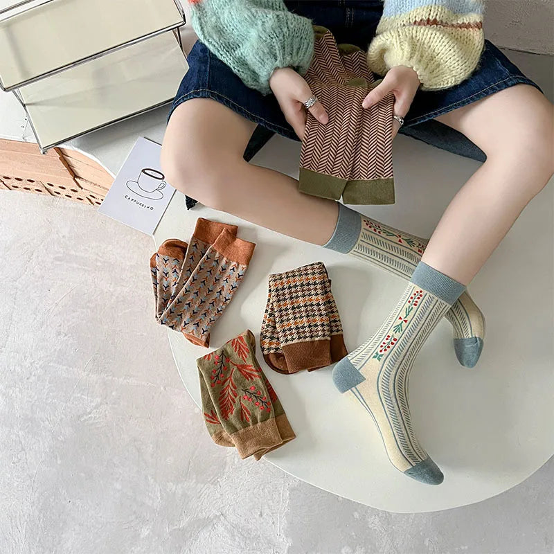 Fashionable Retro Crew Socks for Women | Vintage Chic Style