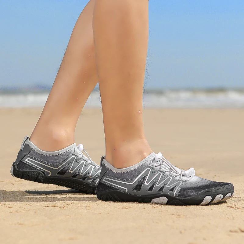 Unisex Swimming Water Shoes Men Barefoot Outdoor Beach Sandals Upstream Aqua Shoes Plus Size Nonslip River Sea Diving Sneakers