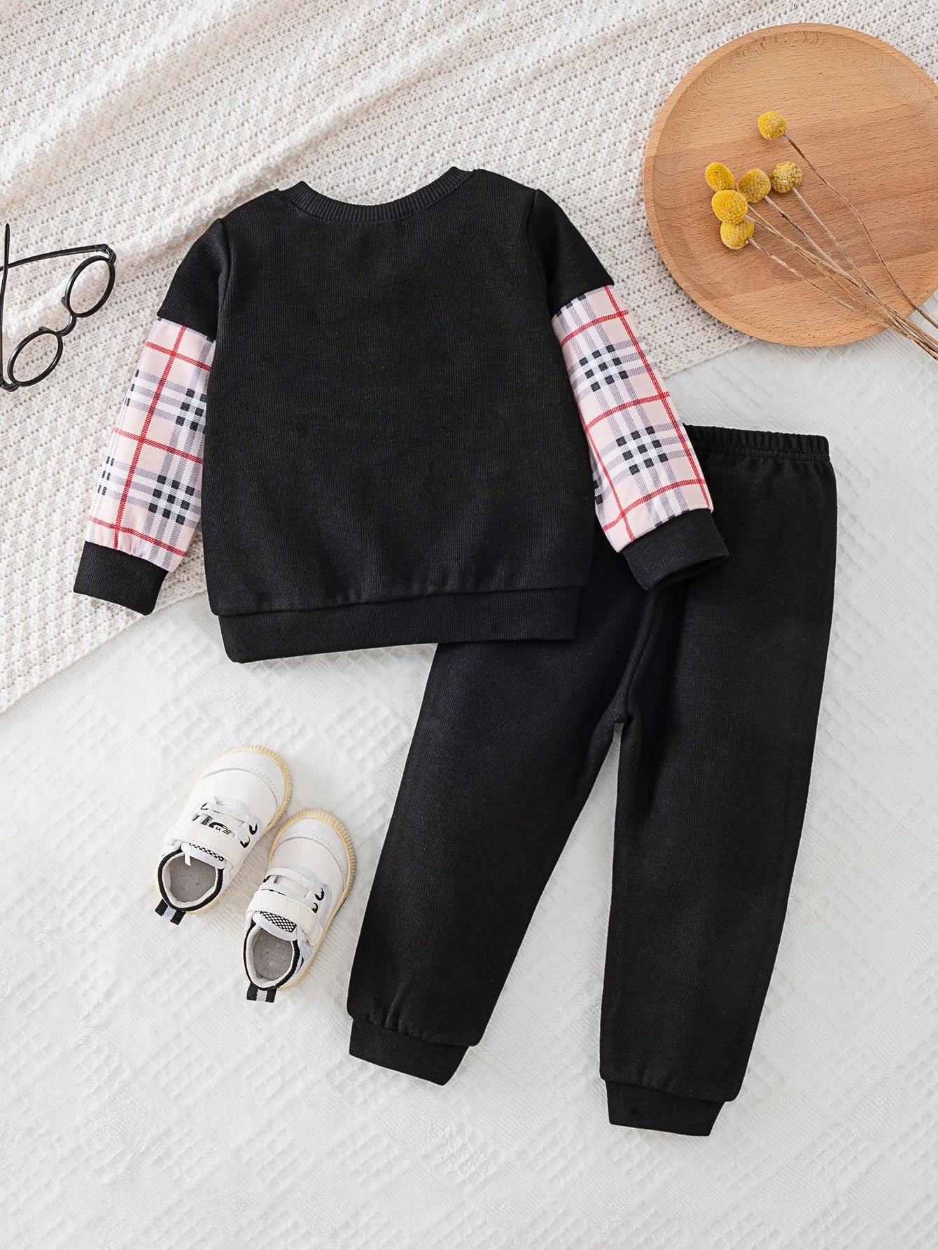 Retro Style Baby Boy Clothing Set | Cute Plaid Outfit for Infants