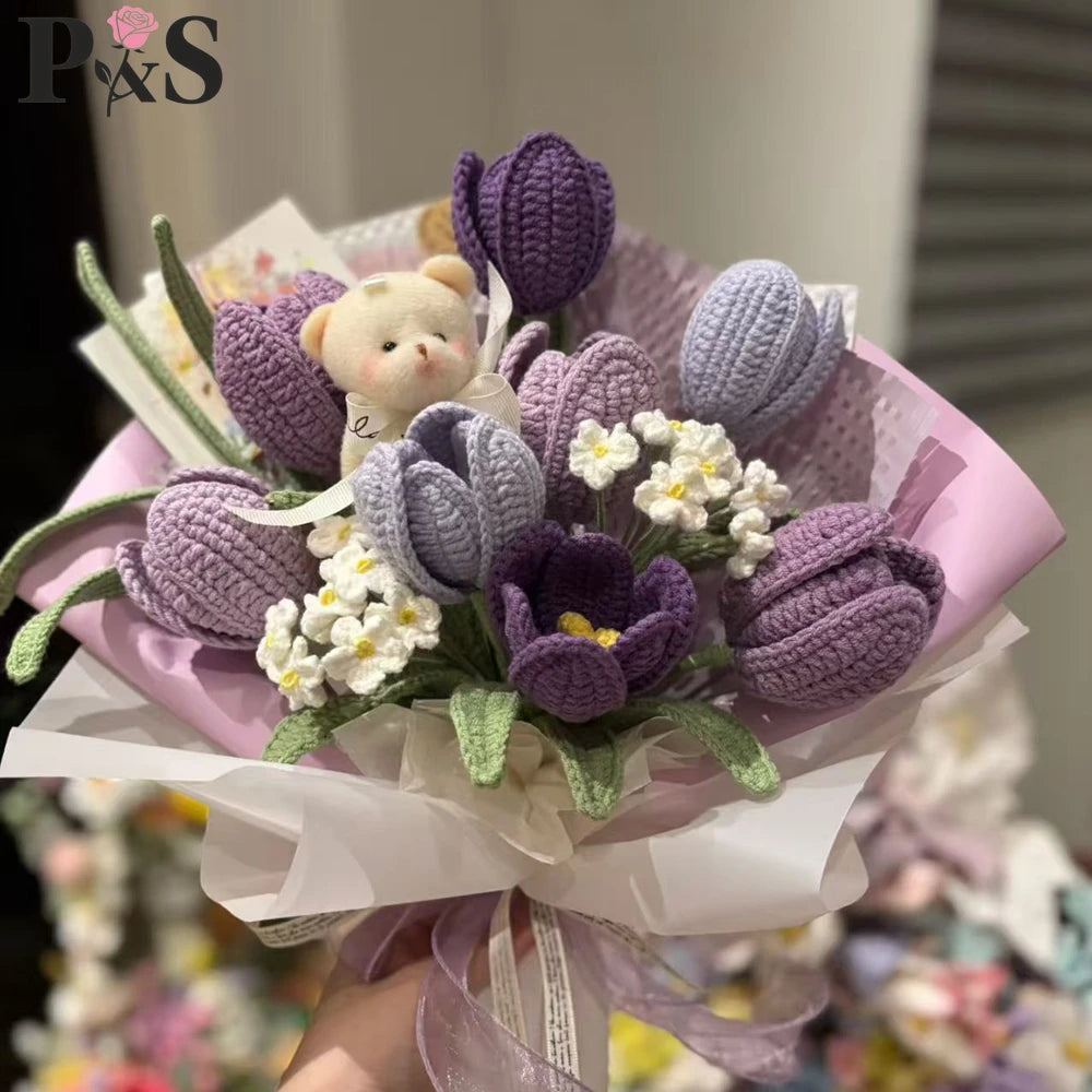 Ramo de flores de tulipanes morados de ganchillo de lujo hechos a mano para el hogar