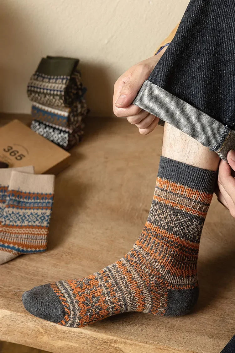 Men's Retro Geometric Pattern Middle Tube Socks | Stylish & Comfy