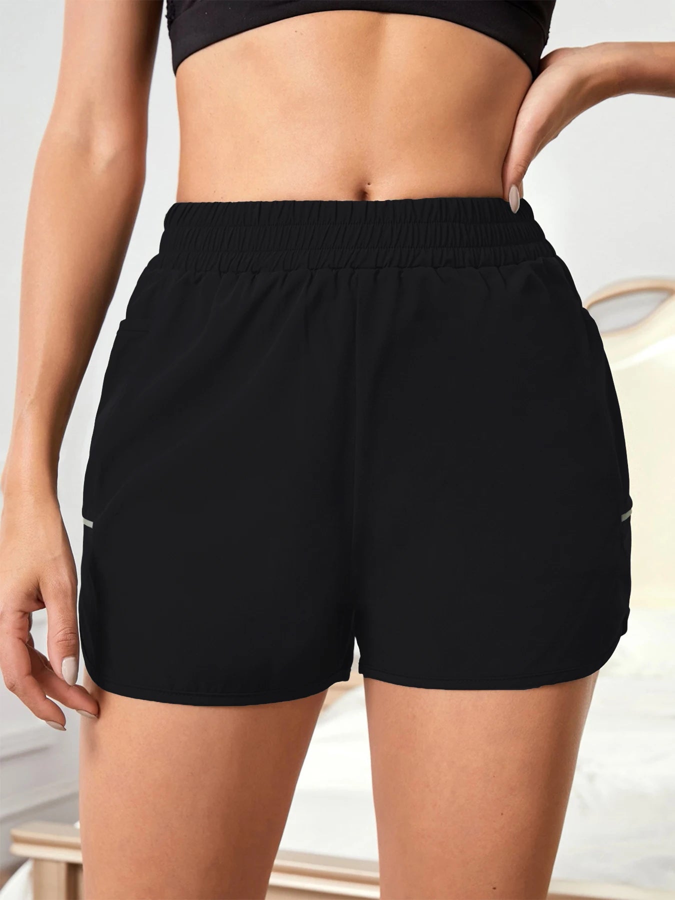 Women's Casual Sports Shorts with Mobile Pocket & Reflective Strips